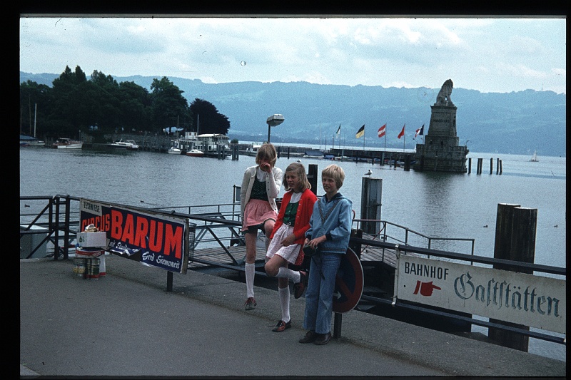 04.Lindau jul 1974 Brigitte,Marion,Peter.JPG